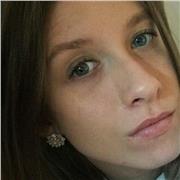 Studentessa offre aiuto compiti in TUTTE le MATERIE